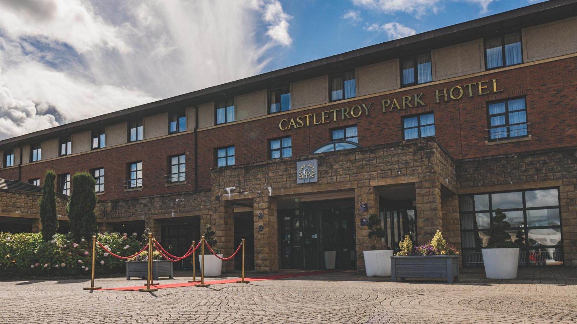 Castletroy Park Hotel Suites ลิเมอริค ภายนอก รูปภาพ