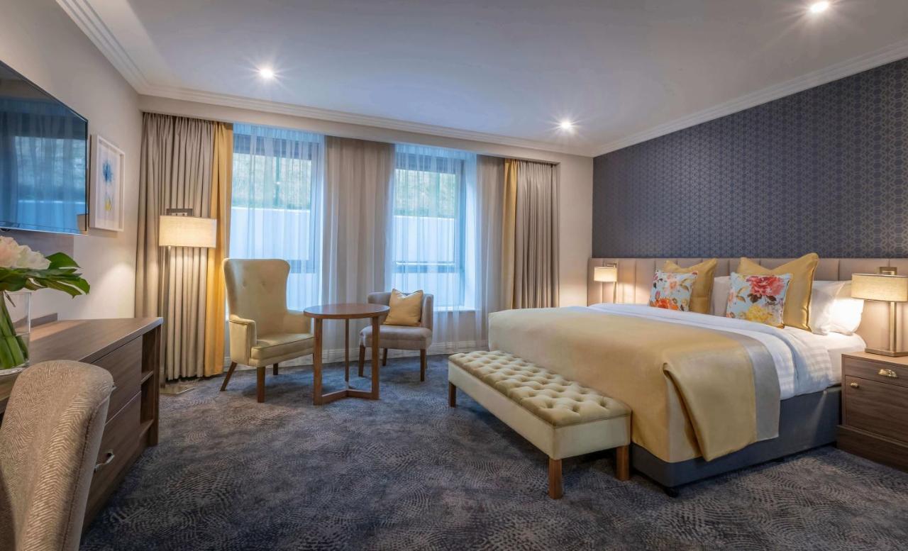 Castletroy Park Hotel Suites ลิเมอริค ภายนอก รูปภาพ